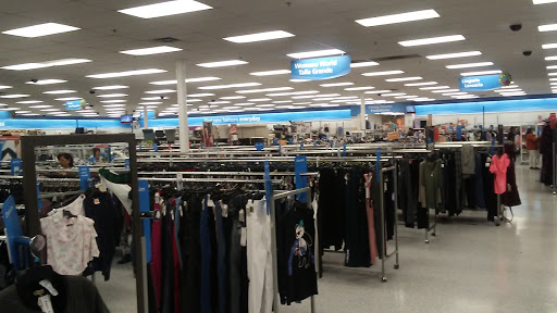 Clothing Store «Ross Dress for Less», reviews and photos, 2000 El Cerrito Plaza, El Cerrito, CA 94530, USA