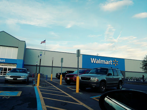 Department Store «Walmart Supercenter», reviews and photos, 13245 Lee Hwy, Bristol, VA 24202, USA