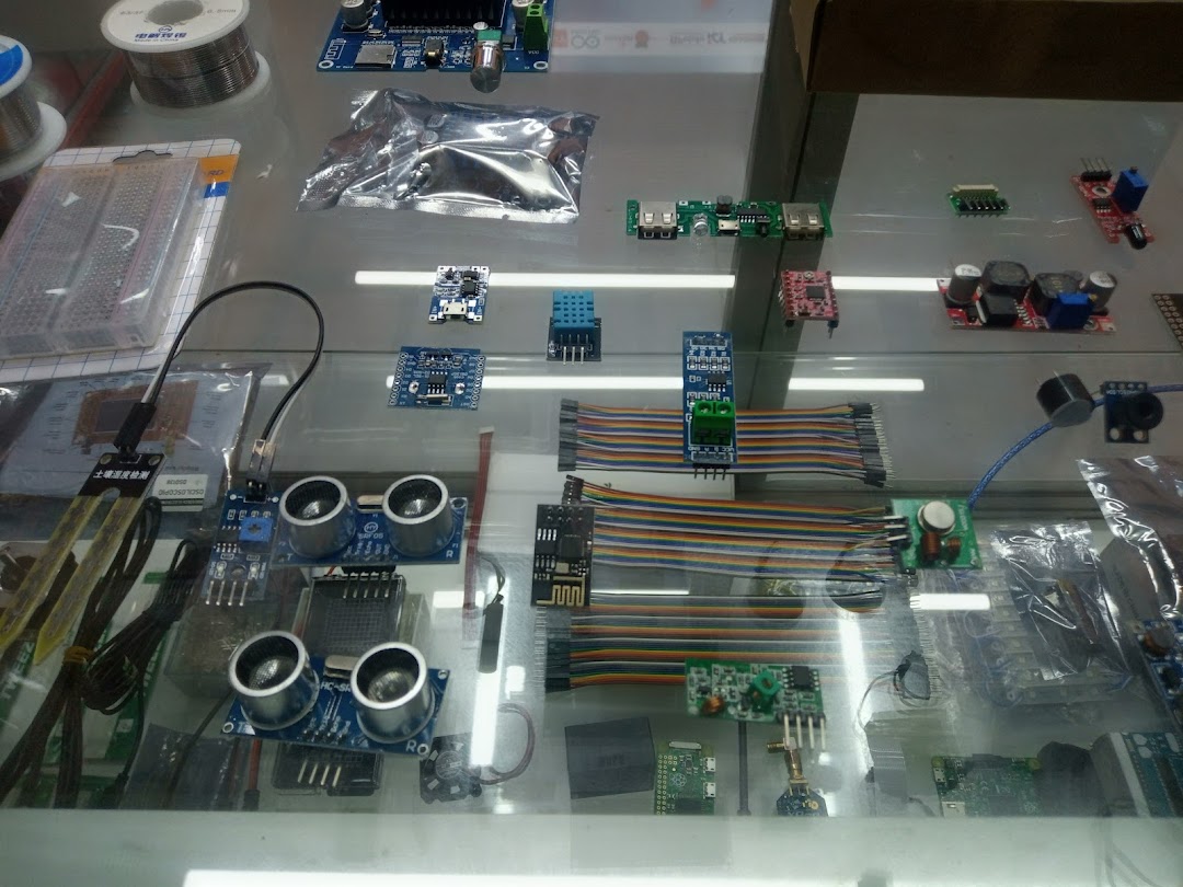 ROOSTECH ELECTRÓNICA