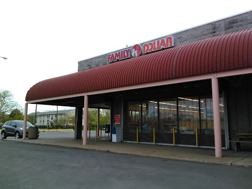 FAMILY DOLLAR Store #6254, 16122 Lakeshore Blvd, Cleveland, OH 44110, USA, 