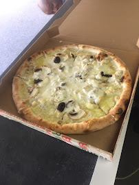 Plats et boissons du Pizzeria Delaune pizza à Échirolles - n°19
