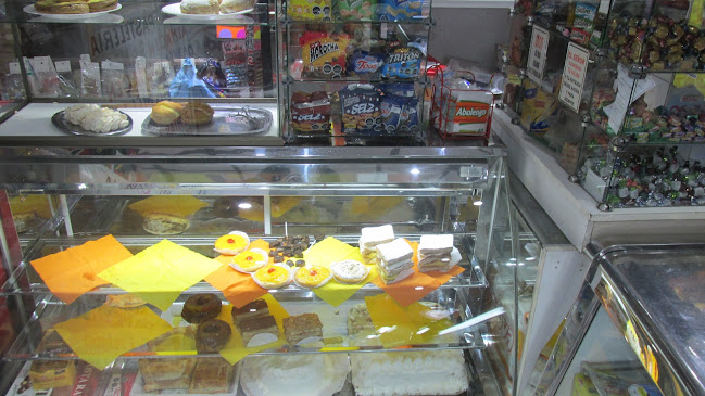 Opiniones de Minimarket y pastelería Pamelita en La Pintana - Panadería