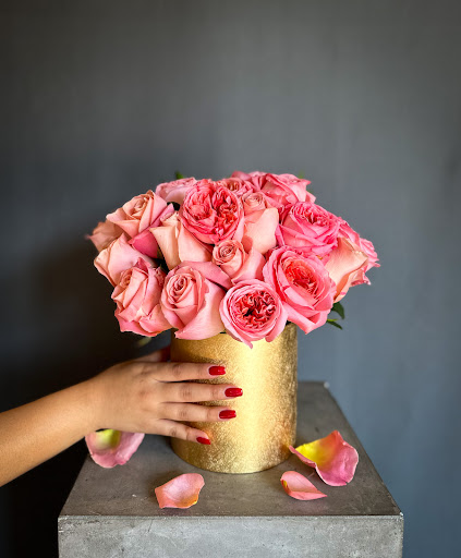 Dolce Blooms image