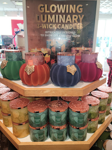 Shopping Mall «Gaffney Outlet Marketplace», reviews and photos, 1 Factory Shops Blvd, Gaffney, SC 29341, USA