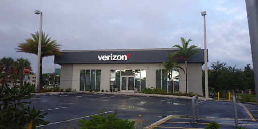 Cell Phone Store «Verizon», reviews and photos, 12190 Biscayne Blvd, North Miami, FL 33181, USA