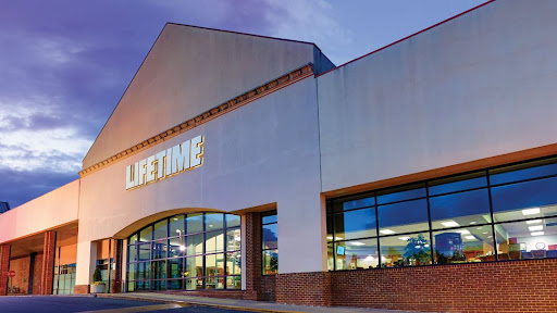 9602 Main Street, Fairfax, VA 22031, USA