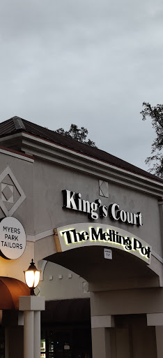 Shopping Mall «Kings Court Shopping Center», reviews and photos, 901 S Kings Dr, Charlotte, NC 28207, USA