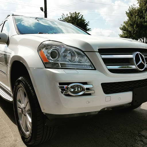 Used Car Dealer «TRI City Auto Mart», reviews and photos, 617 E New Cir Rd, Lexington, KY 40505, USA