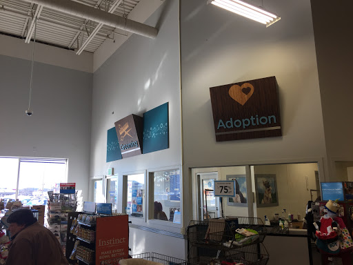 Pet Supply Store «Petco Animal Supplies», reviews and photos, 3731 Gateway Dr, Eau Claire, WI 54701, USA