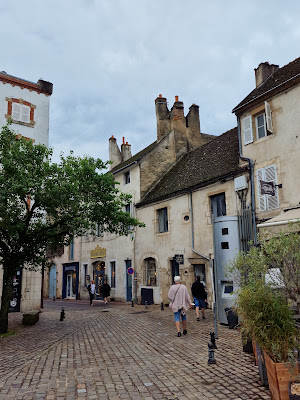 Showroom Lumiere à Beaune