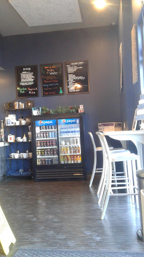 Coffee Shop «Aurora Coffee Co.», reviews and photos, 905 29th Ave, Marion, IA 52302, USA