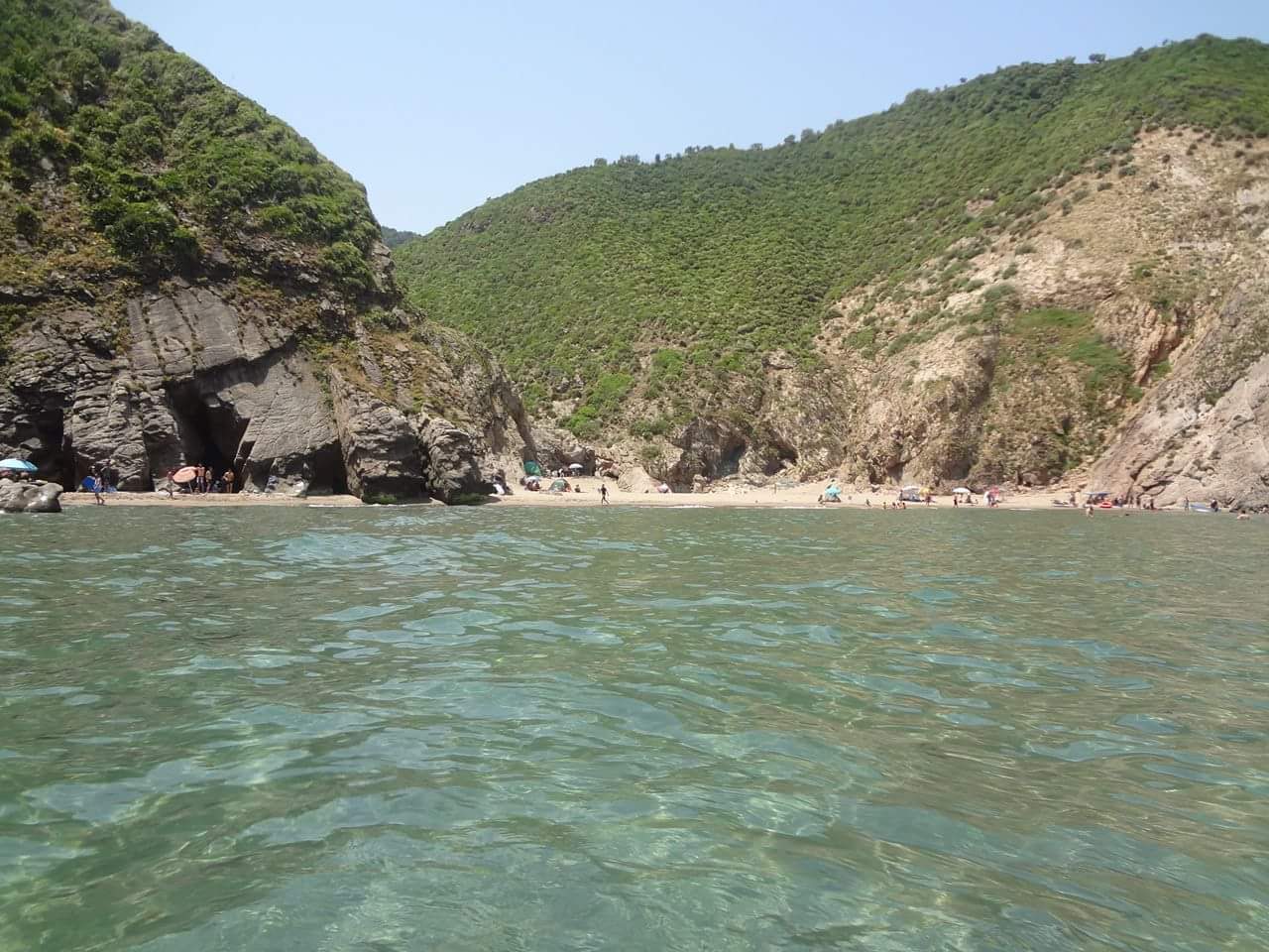 Fotografie cu Plage Sahal cu nivelul de curățenie înalt