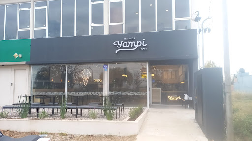 Yampi Helados + Café TDS2 - Ice cream shop en Roldán