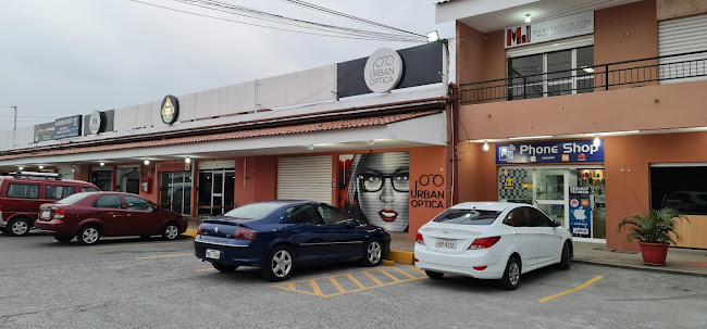 Centro Comercial Polaris, PB, Local 1-1 Av Isidro Ayora, casi esquina, Guayaquil 090509, Ecuador