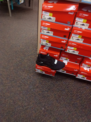 Shoe Store «Shoe Dept.», reviews and photos, 1701 Stringtown Rd, Grove City, OH 43123, USA