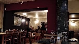 Photo n°35 de Restaurant LA CAVE à Meximieux ()