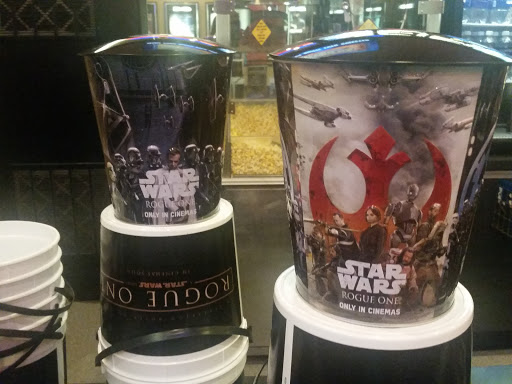 Movie Theater «McMinnville Cinema 10», reviews and photos, 300 NE Norton Ln, McMinnville, OR 97128, USA