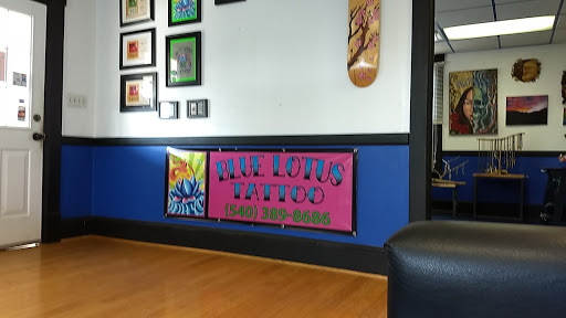 Tattoo Shop «Blue Lotus Tattoo», reviews and photos, 628 S Colorado St, Salem, VA 24153, USA
