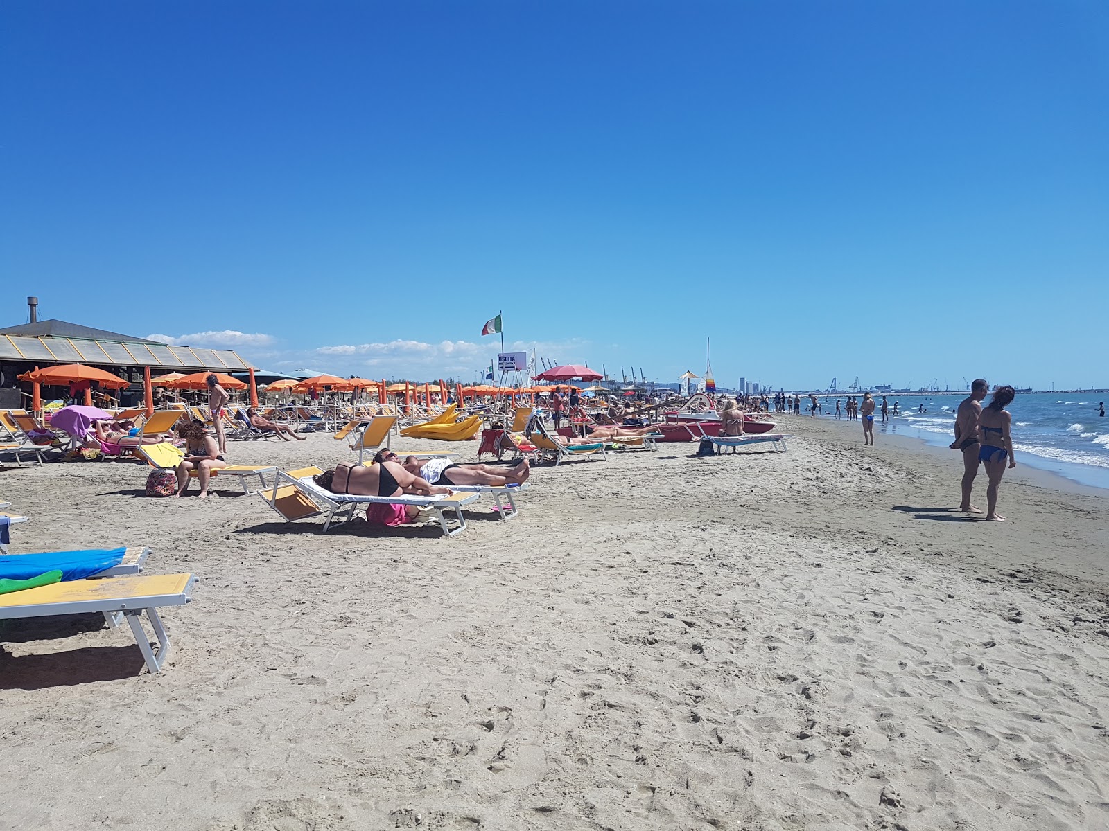 Zdjęcie Spiaggia Calambrone - popularne miejsce wśród znawców relaksu