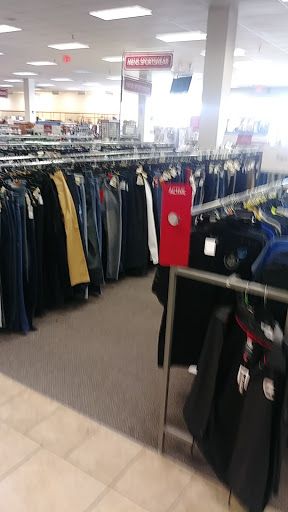 Clothing Store «Burlington Coat Factory», reviews and photos, 10202 E Washington St #700, Indianapolis, IN 46229, USA