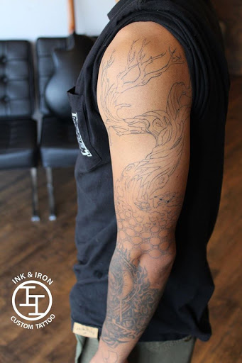 Tattoo Shop «Ink & Iron Custom Tattoo Studio», reviews and photos, 3700 N Cicero Ave, Chicago, IL 60641, USA