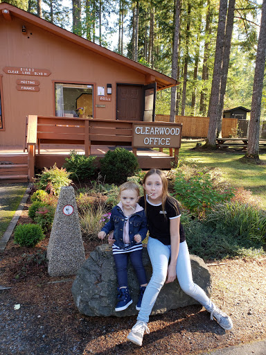 Grocery Store «Clearwood Market & Deli», reviews and photos, 21600 N Clear Lake Blvd SE, Yelm, WA 98597, USA