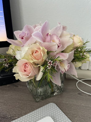 Florist «BloomTown Florist», reviews and photos, 218 W Bay Dr, Largo, FL 33770, USA