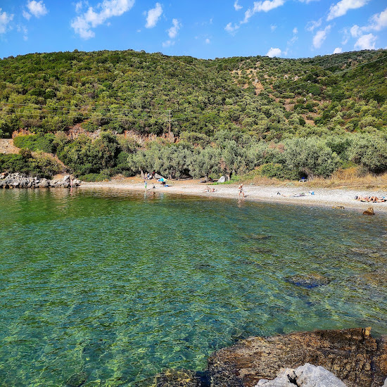 Vathia beach
