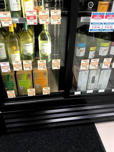 Wine Store «Top Ten Liquors», reviews and photos, 8617 E Point Douglas Rd S, Cottage Grove, MN 55016, USA
