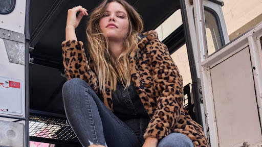 Plus Size Clothing Store «Torrid», reviews and photos, 599 E Shaw Ave D06, Fresno, CA 93710, USA