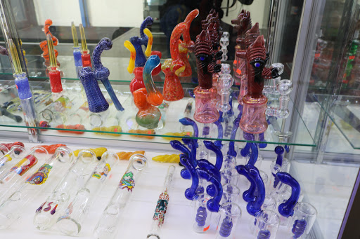 Tobacco Shop «Amsterdam Smoke Shop», reviews and photos, 29 Easton Ave, New Brunswick, NJ 08901, USA