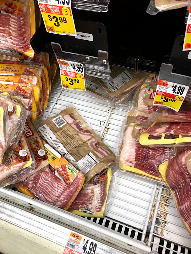 Grocery Store «Giant Food», reviews and photos, 10480 Campus Way S, Kettering, MD 20774, USA