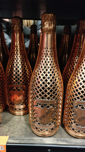 Liquor Store «Beekman Liquors», reviews and photos, 500 Lexington Ave, New York, NY 10017, USA