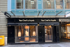 Van Cleef & Arpels (Geneva - Rue du Rhône)