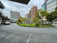 新座駅の水車