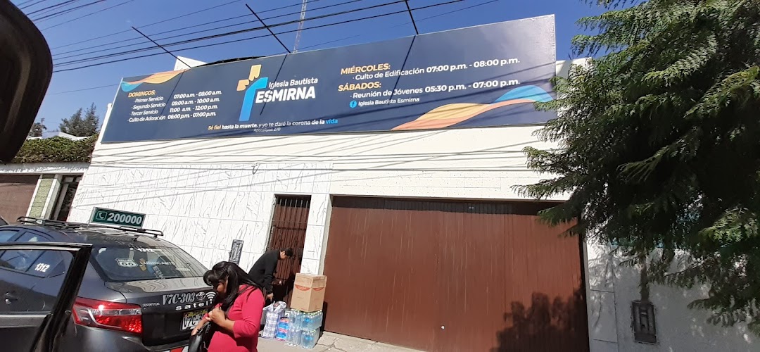 Iglesia Bautista Esmirna - Arequipa