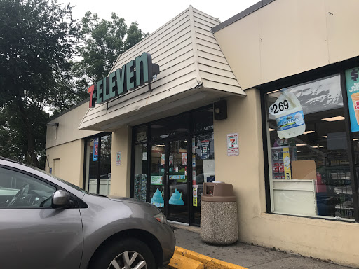 Convenience Store «7-Eleven», reviews and photos, 1710 Centre St, West Roxbury, MA 02132, USA
