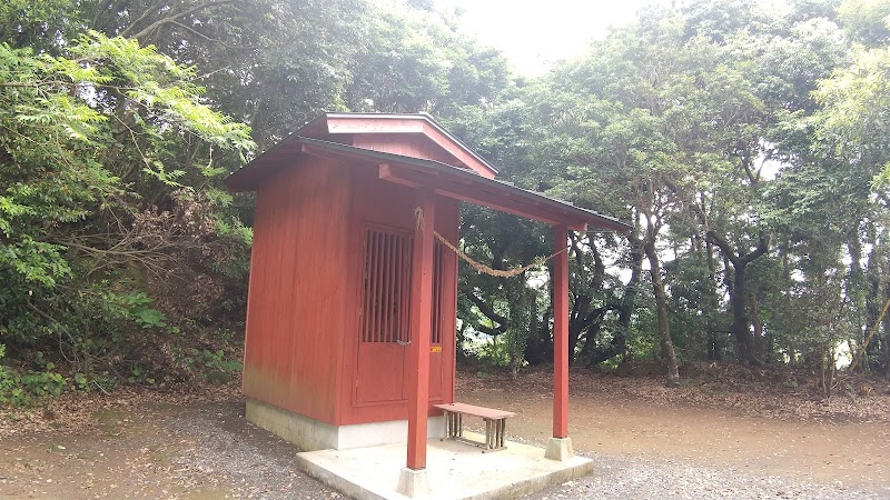 鈴村神社