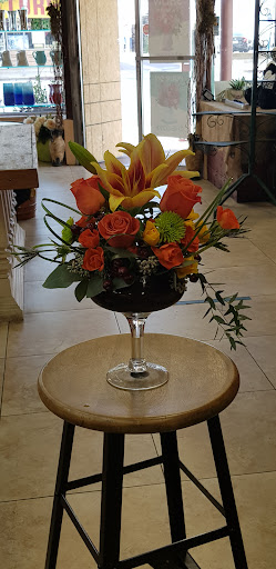 Florist «Canoga Park Florist», reviews and photos, 7144 Owensmouth Ave, Canoga Park, CA 91303, USA