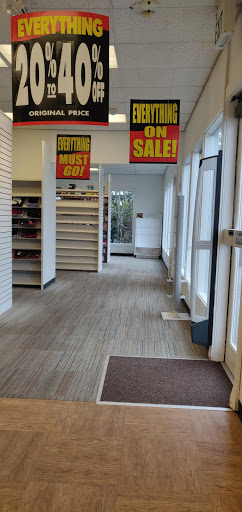 Shoe Store «Payless ShoeSource», reviews and photos, 7807 Evergreen Way, Everett, WA 98203, USA