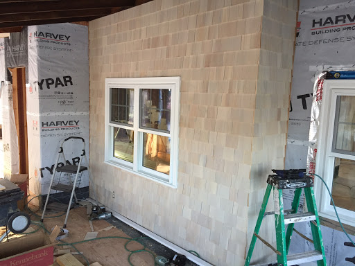 Roofing Contractor «Easton Roofing», reviews and photos, 17 Reynolds St, North Easton, MA 02356, USA