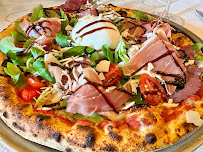 Pizza du Restaurant italien Explosions de saveurs à Frépillon - n°14