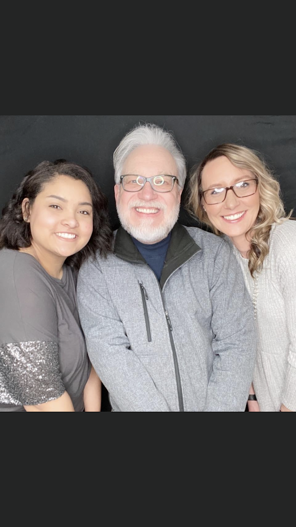 Danny Davis Salon 21502