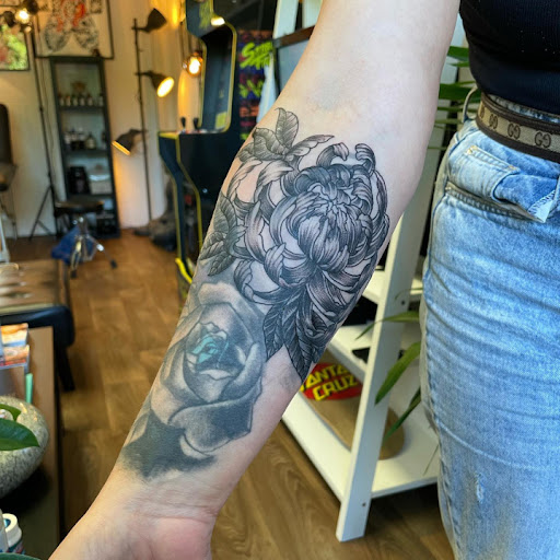 Skull & Lotus Tattoos