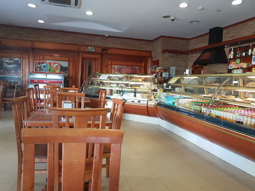 Pastelaria - Soc Panificadora Samorense no Samora Correia, Santarém