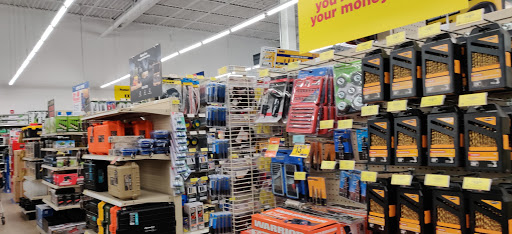 Hardware Store «Harbor Freight Tools», reviews and photos, 65 NJ-17, Hasbrouck Heights, NJ 07604, USA