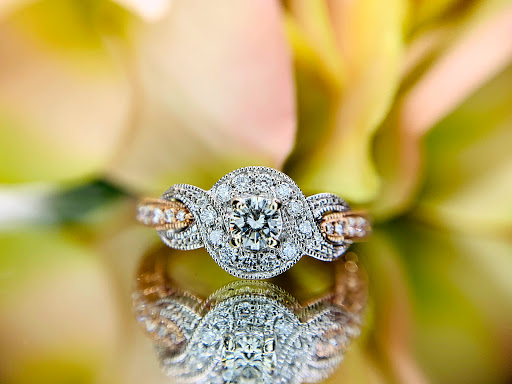 Jewelry Store «Pearce Jewelers», reviews and photos, 41 Glen Rd, West Lebanon, NH 03784, USA