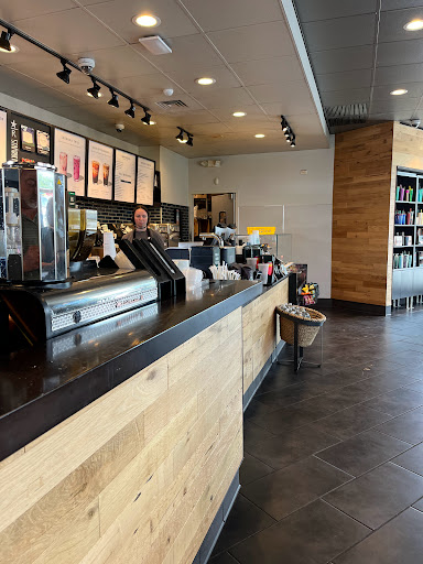 Coffee Shop «Starbucks», reviews and photos, 1925 N Wenatchee Ave, Wenatchee, WA 98801, USA