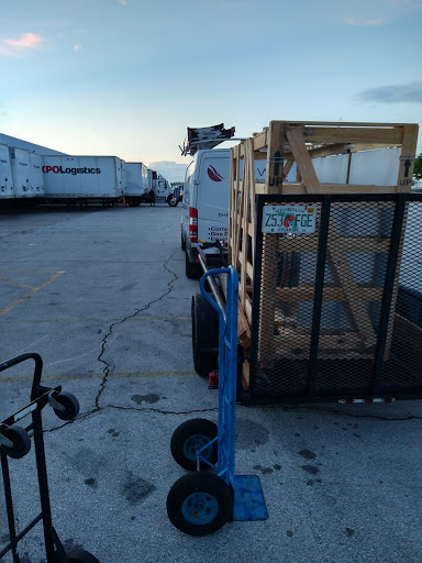 Trucking Company «XPO Freight», reviews and photos, 10975 Florida Crown Dr, Orlando, FL 32824, USA
