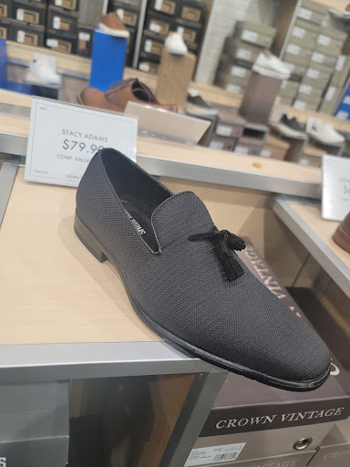 Shoe Store «DSW Designer Shoe Warehouse», reviews and photos, 19075 Interstate 45 N, Shenandoah, TX 77385, USA